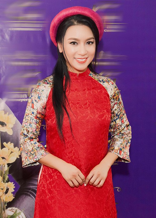 Bat ngo voi nhan sac my nhan thap nien 90 Y Phung-Hinh-3